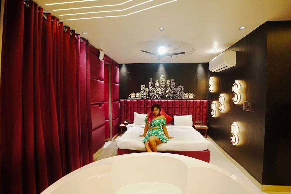 Гуруграм: Orsom Stays -Sector 42 Gurgaon