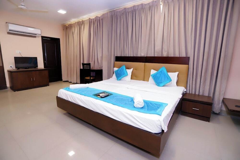 Нойда: Hotel Admire Inn Noida Sector 50