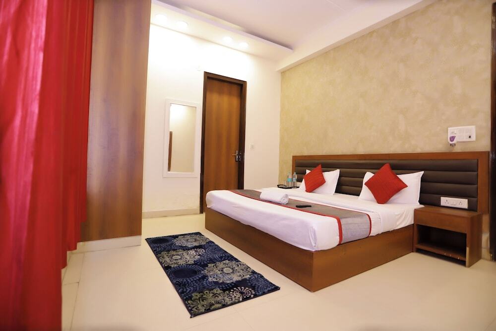 Нойда: Hotel Admire Inn Noida Sector 50