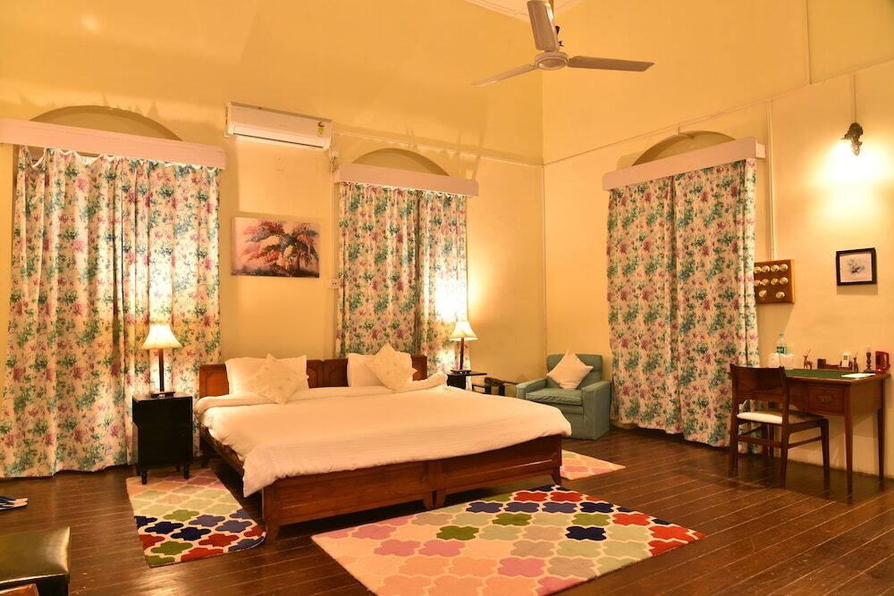Дакшин Дхупджора: The Baradighi Bungalow - A Heritage Tea Resort