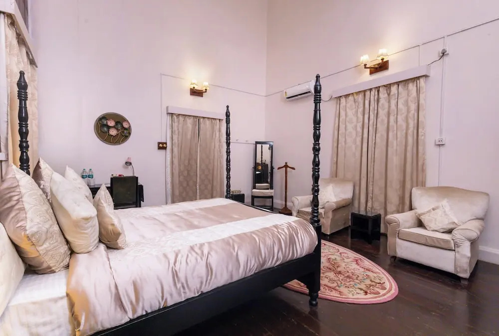 Дакшин Дхупджора: The Baradighi Bungalow - A Heritage Tea Resort