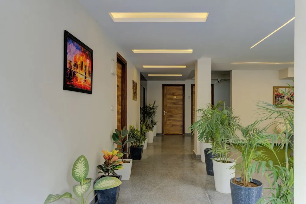 Гуруграм: The Lodgers Luxury1BHK Service Apartment