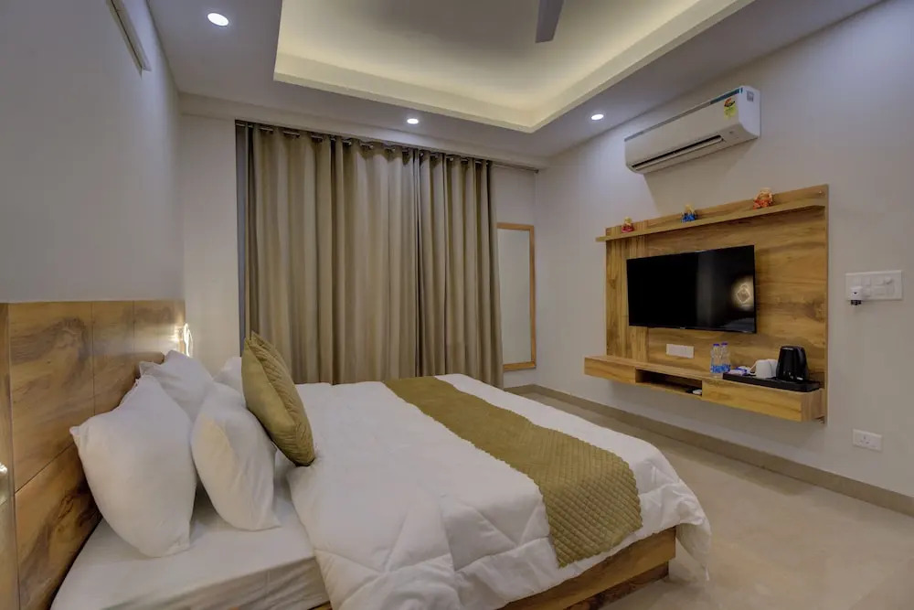 Гуруграм: The Lodgers Luxury1BHK Service Apartment