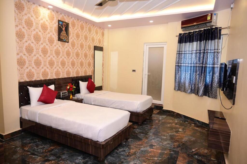 Бодх-Гая: Hotel Gm International