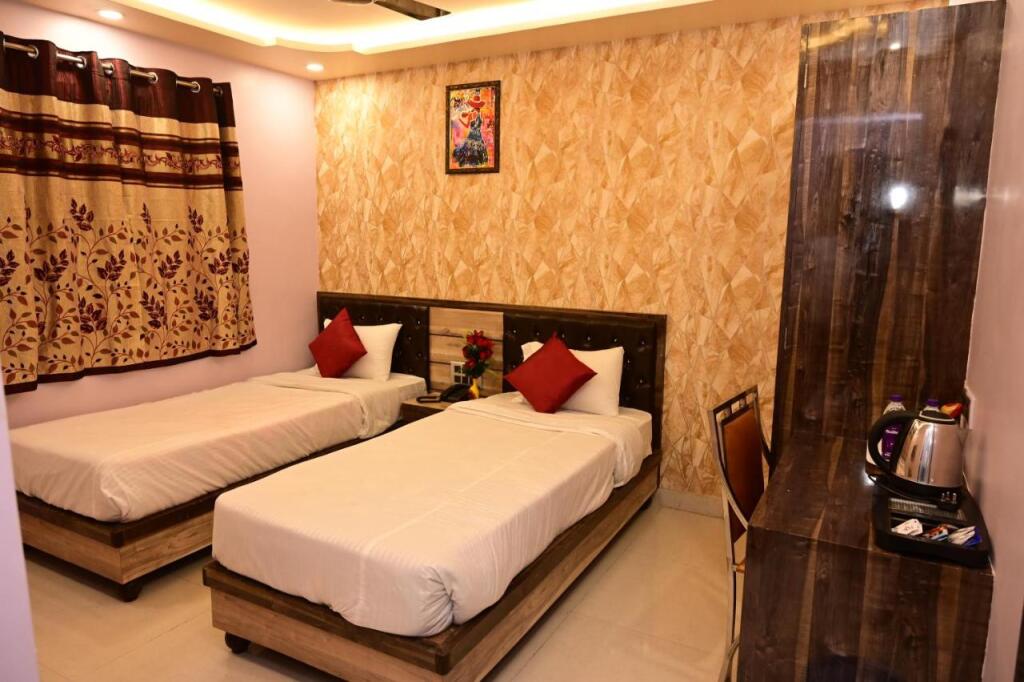 Бодх-Гая: Hotel Gm International