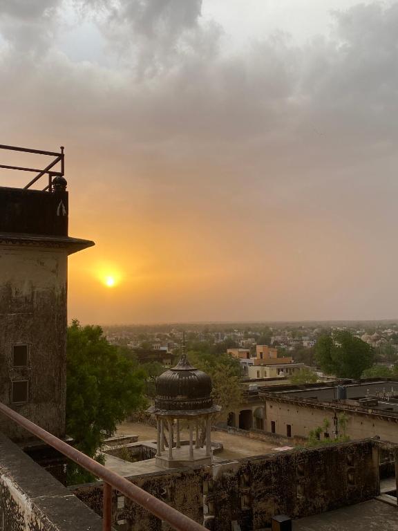 Навалгарх: Mandawa Kothi
