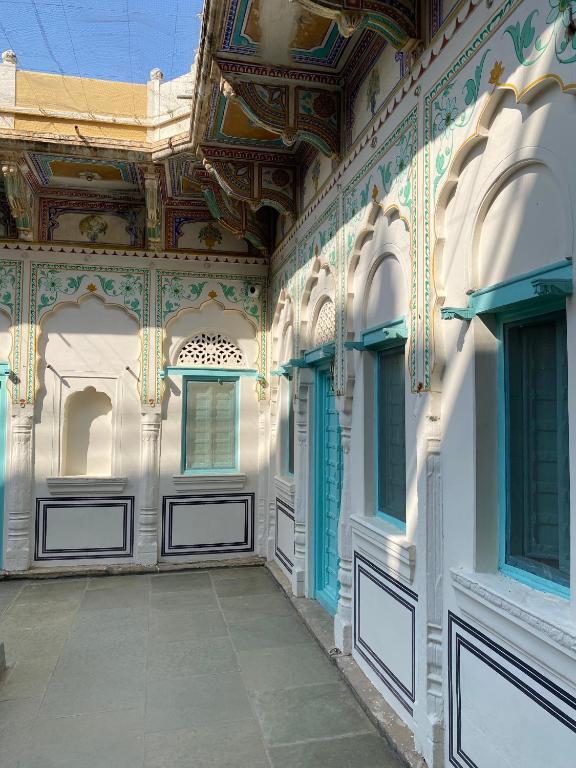 Навалгарх: Mandawa Kothi