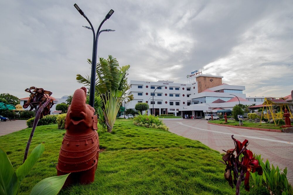 Карур: Hotel Golden Palace