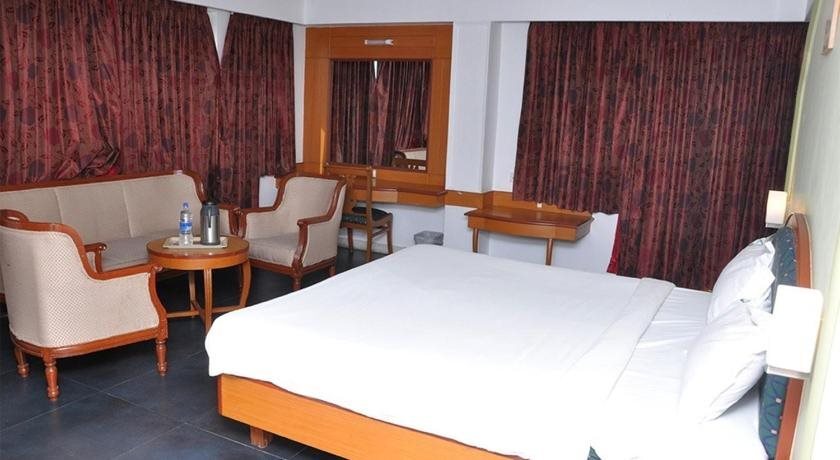 Карур: Hotel Golden Palace
