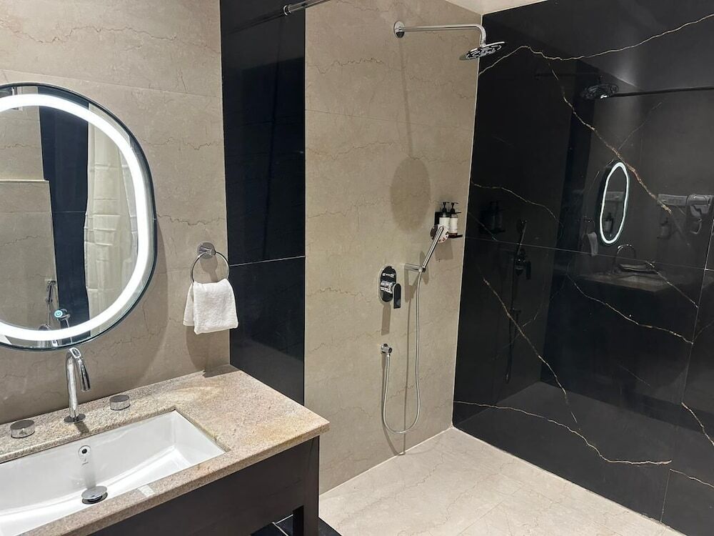 Баихар: Citrus Prime Kanha Resort and Villas