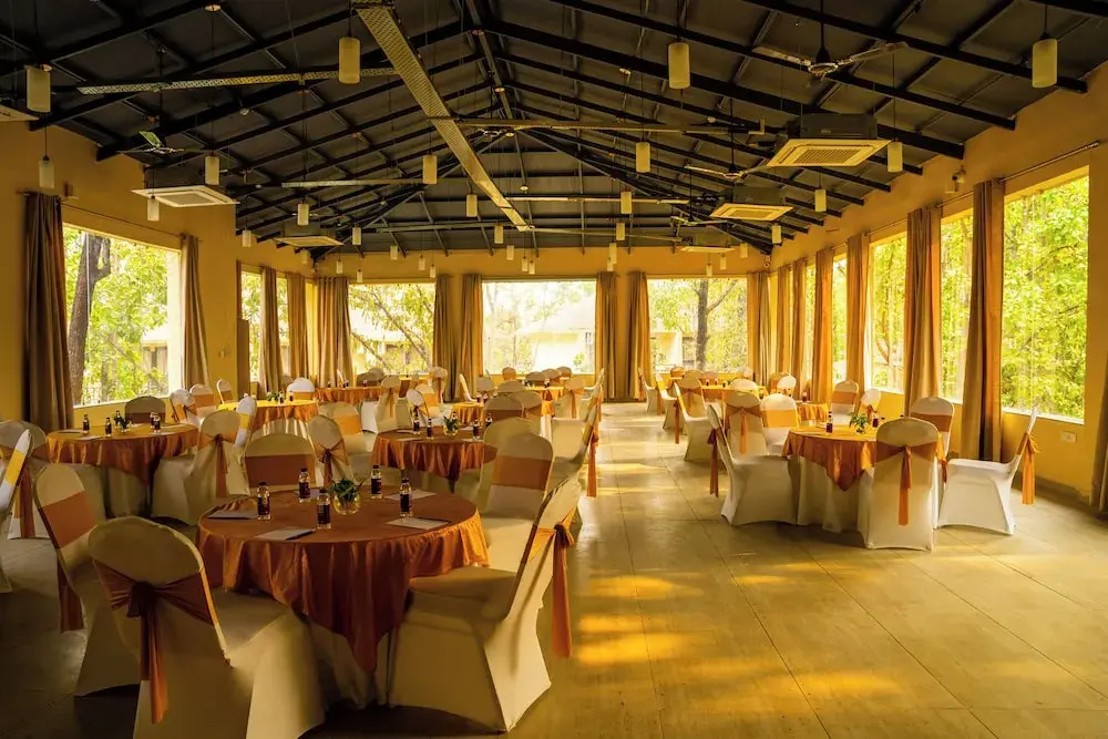 Баихар: Citrus Prime Kanha Resort and Villas