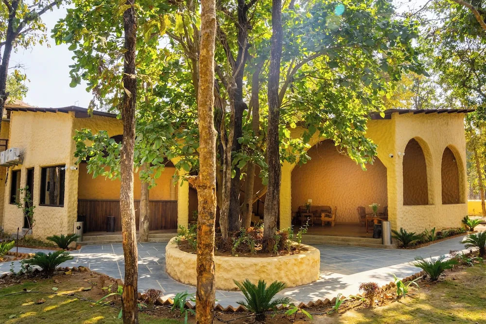 Баихар: Citrus Prime Kanha Resort and Villas