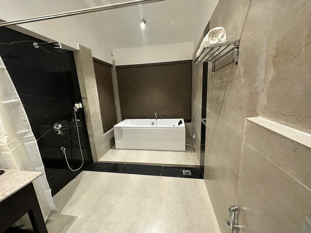 Баихар: Citrus Prime Kanha Resort and Villas