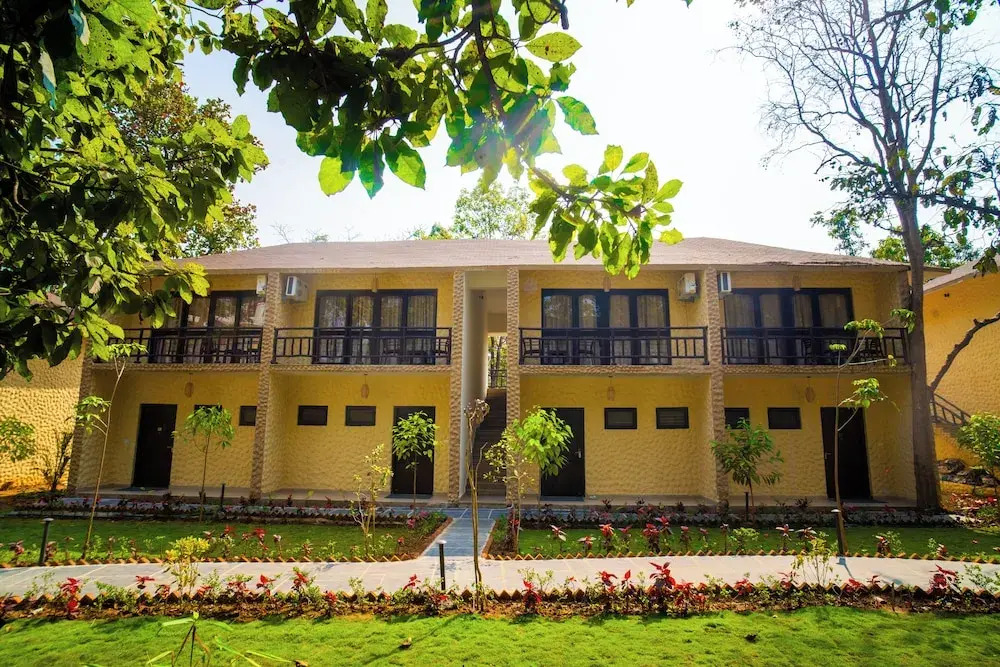 Баихар: Citrus Prime Kanha Resort and Villas