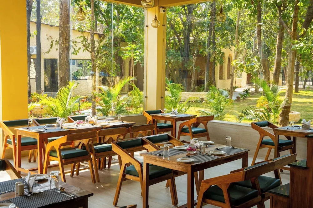 Баихар: Citrus Prime Kanha Resort and Villas