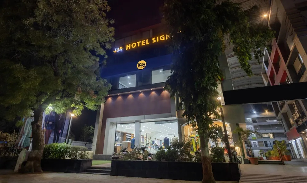 Ахмедабад: Itsy Hotels Signature, Nehru Nagar