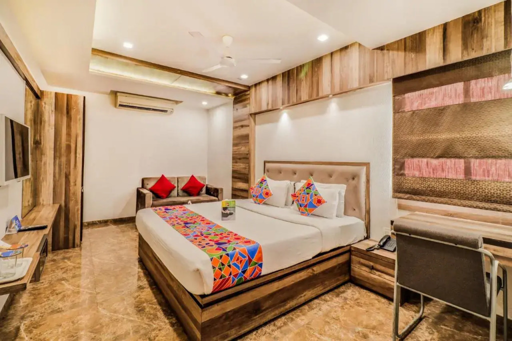 Ахмедабад: Fabhotel Summit Star