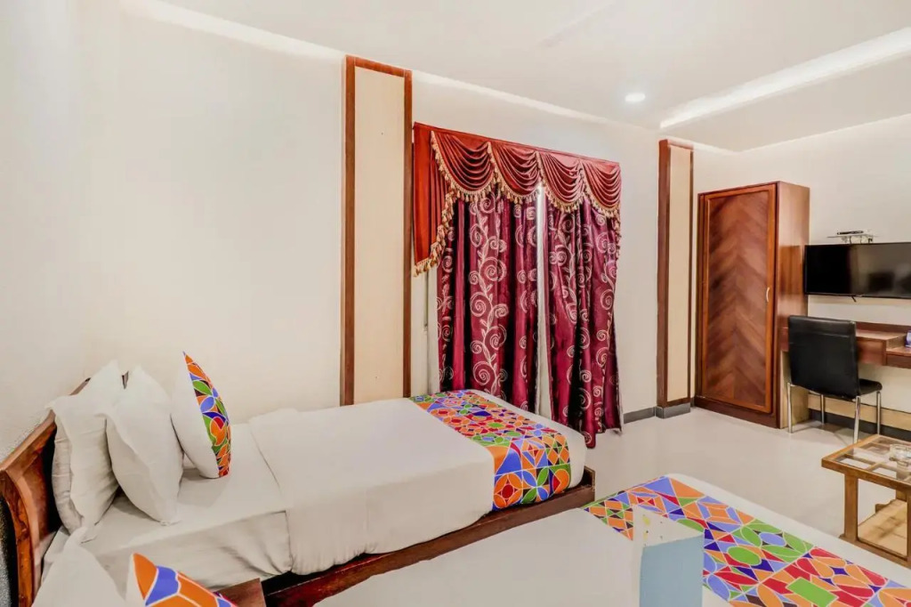 Ахмедабад: Fabhotel Summit Star