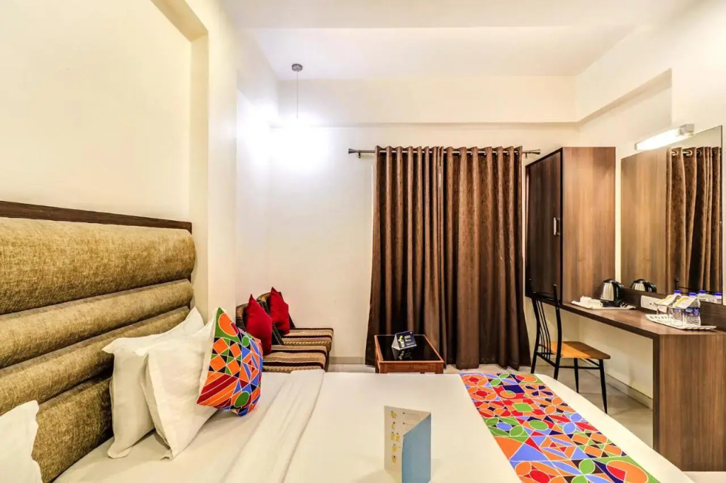 Ахмедабад: Fabhotel Summit Star