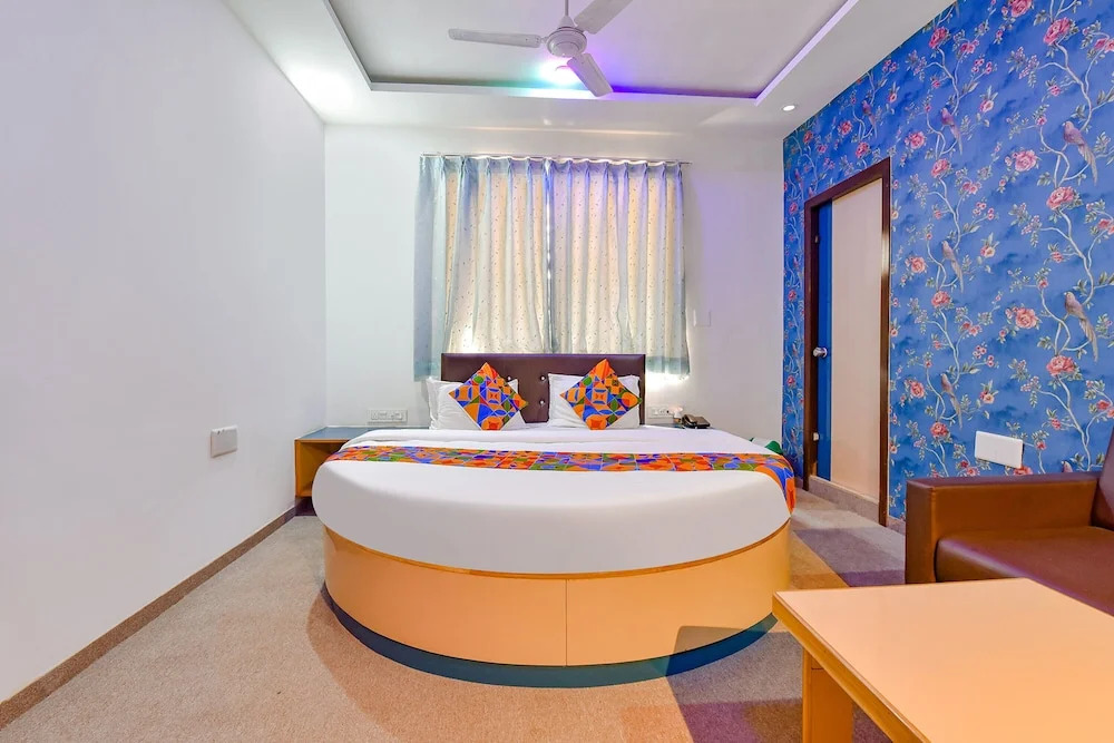 Ахмедабад: Fabhotel Raj Ratna