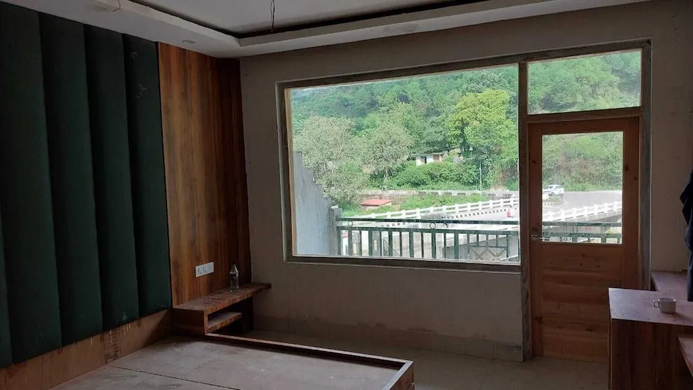 Кангра: Hotel Sunshine Dharamshala