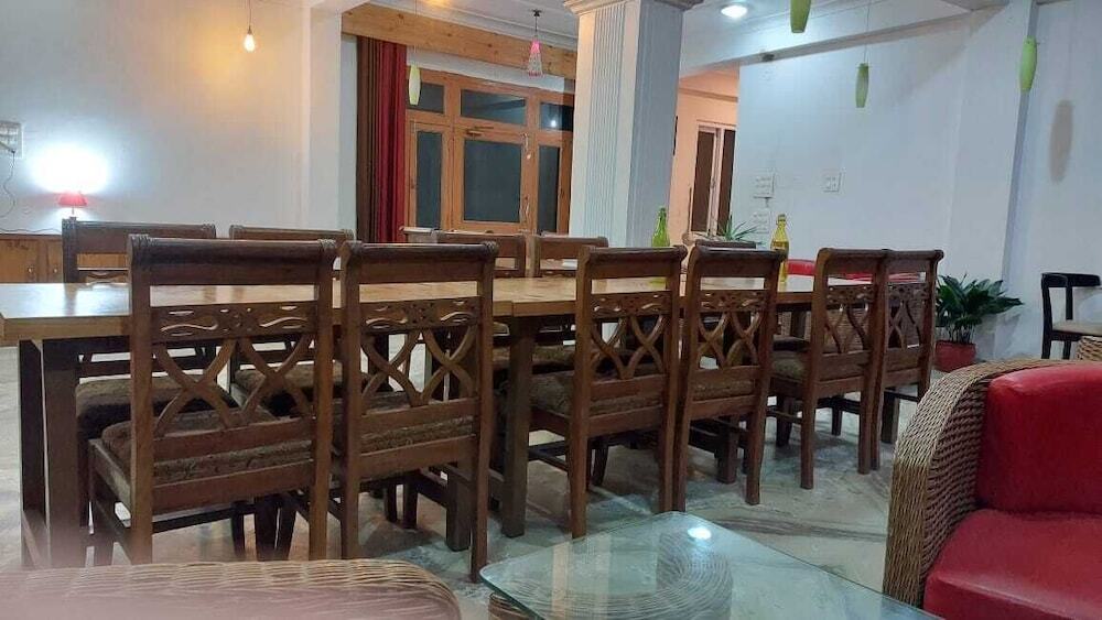 Кангра: Hotel Sunshine Dharamshala