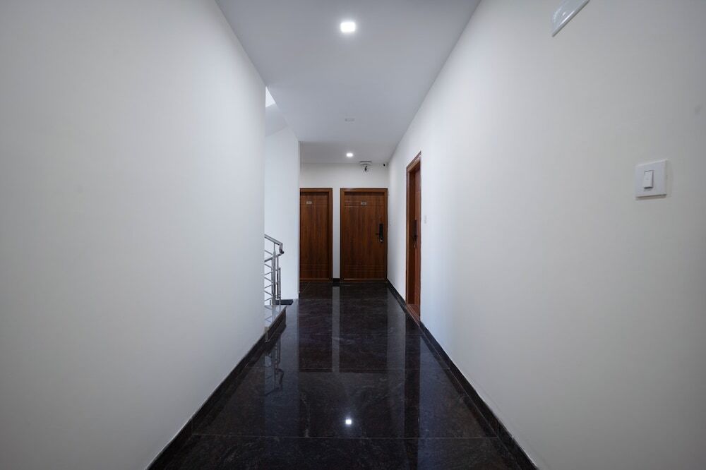 Бангалор: Treebo Galaxy Kings Suites, Hebbal