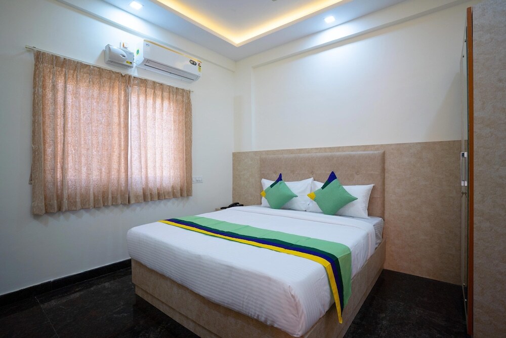 Бангалор: Treebo Galaxy Kings Suites, Hebbal