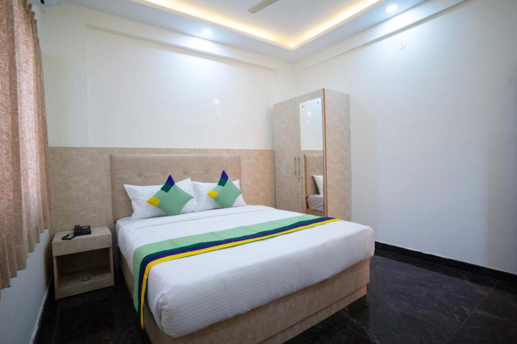 Бангалор: Treebo Trend Galaxy Kings Suites