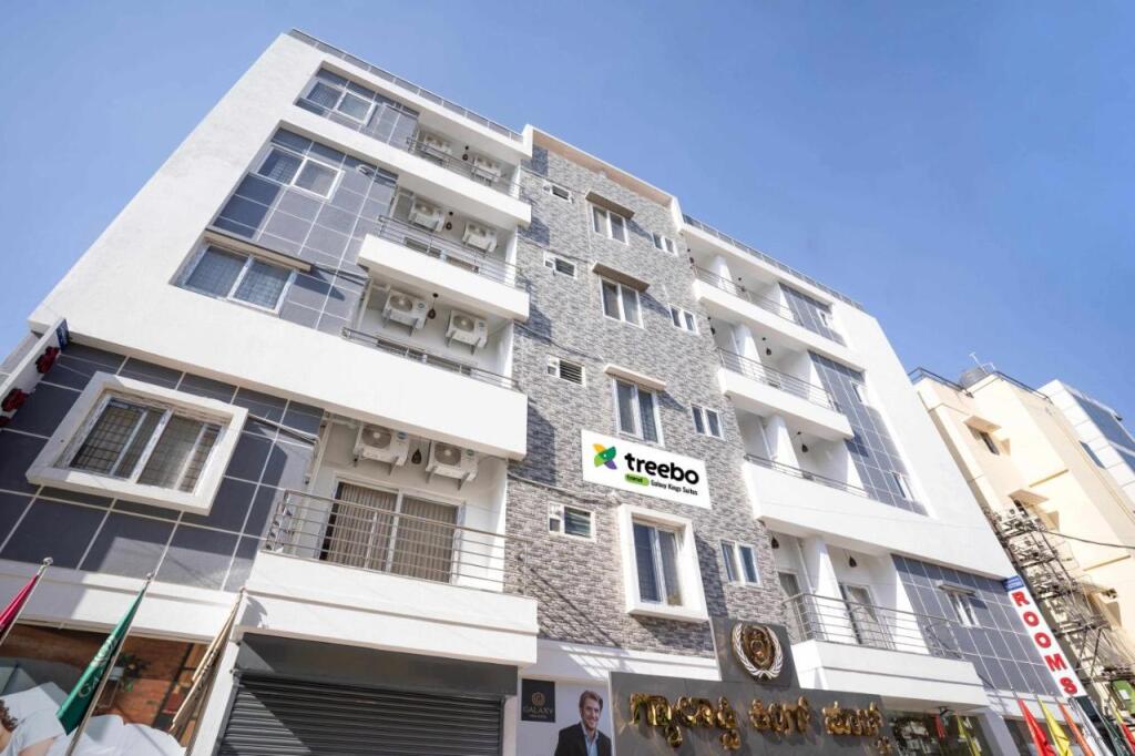Treebo Trend Galaxy Kings Suites — фото 1