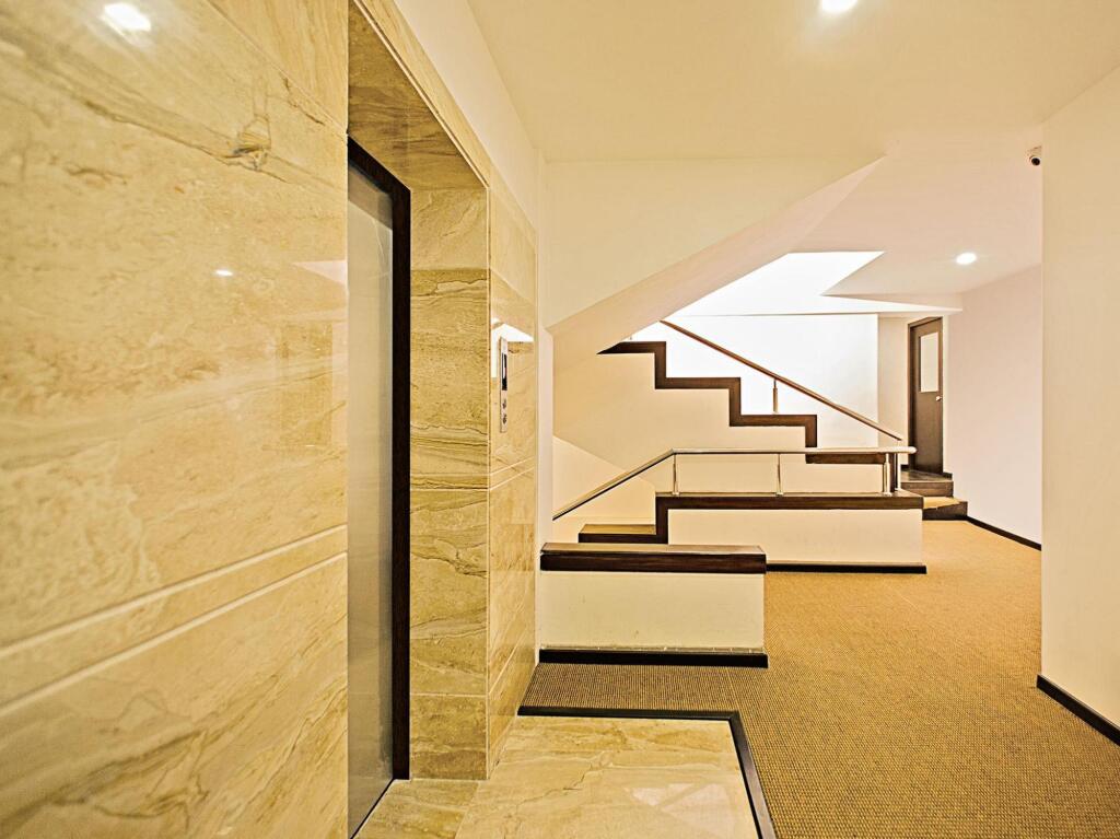Бангалор: Comfy Business Hotel