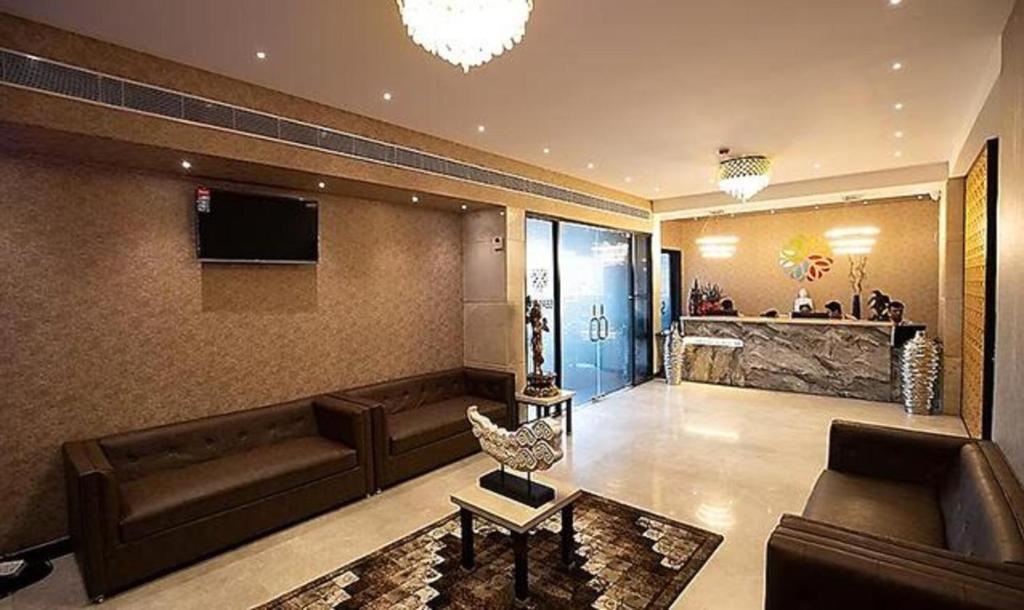 Fabhotel Prime Grand Seasons — фото 2