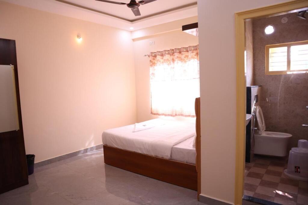 Бангалор: Smilestay Karanji Paradise