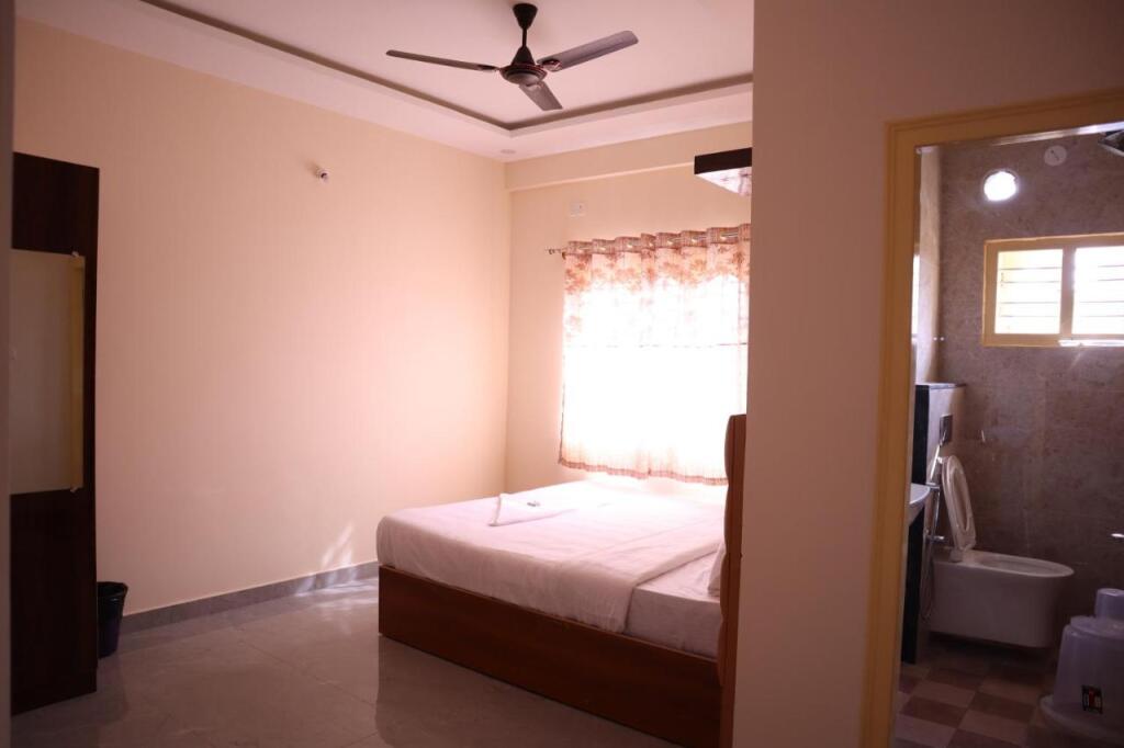 Бангалор: Smilestay Karanji Paradise
