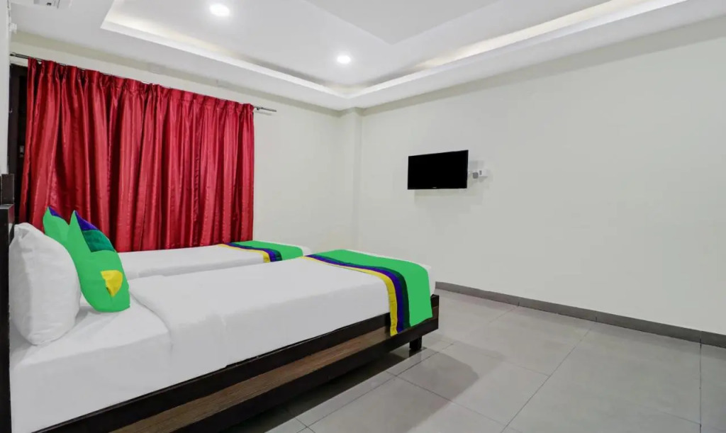Бангалор: Smile Stay Hotel Millennium Plaza