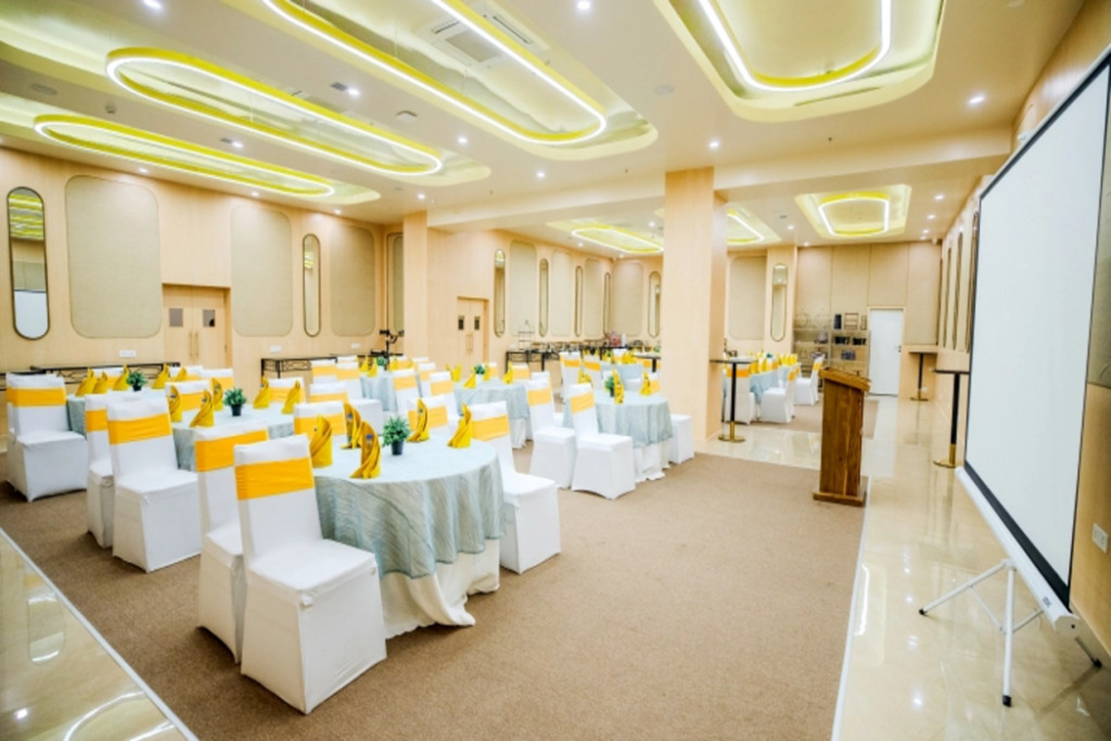 Бангалор: Bloom Hub - ORR Marathahalli