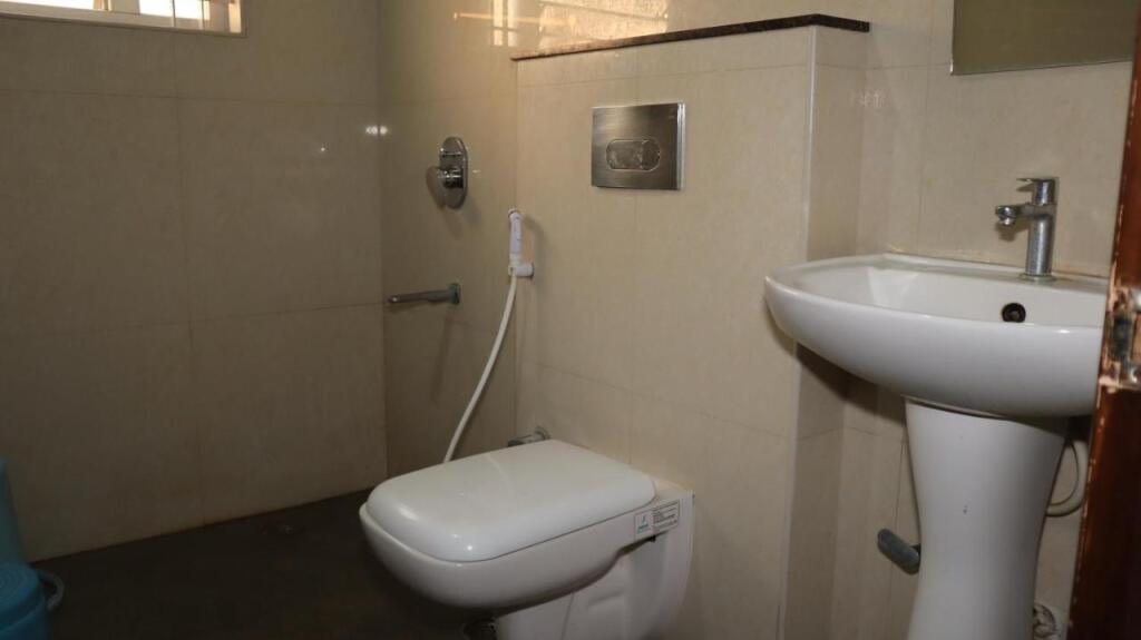 Бангалор: Smile Stay Sri Sai Ram Suites