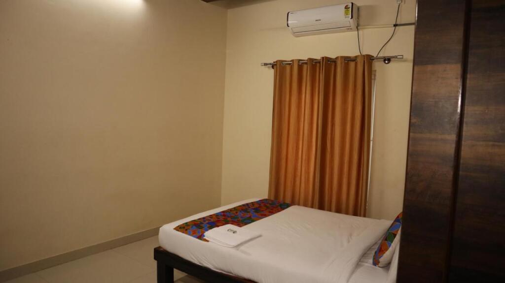 Бангалор: Smile Stay Sri Sai Ram Suites