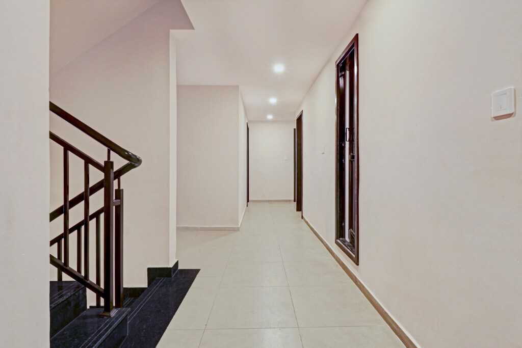 Бангалор: Capital O 700980 Tierra Woods Manyata