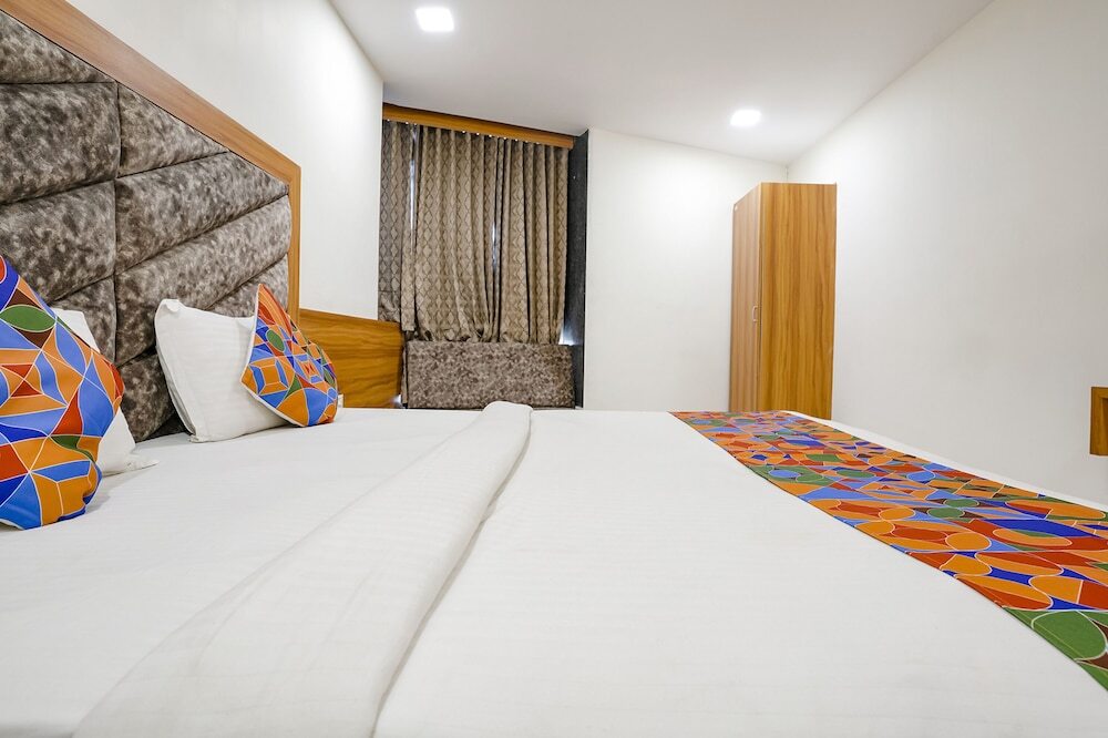 Ахмедабад: Fabhotel Silver Inn