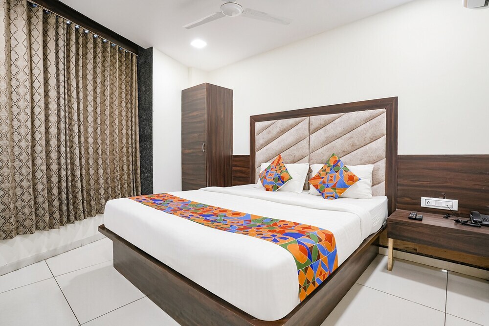 Ахмедабад: Fabhotel Silver Inn