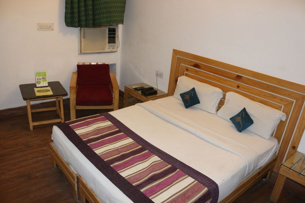 Алвар: Sparrow Inn Ankur