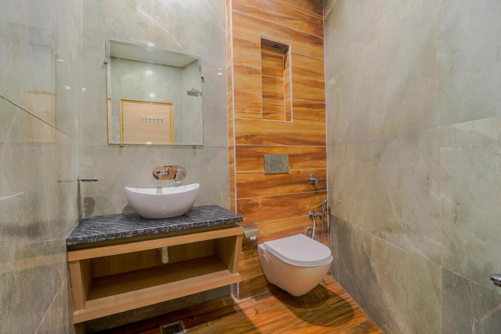 Амритсар: FabHotel Apple Tree