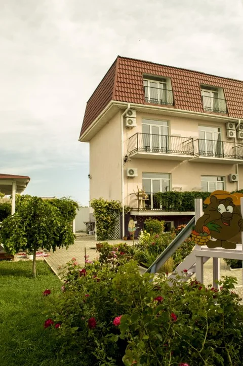 Штормовое: Strana Chudes Guest House