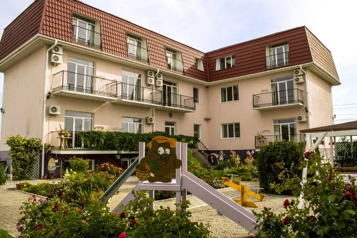 Штормовое: Strana Chudes Guest House