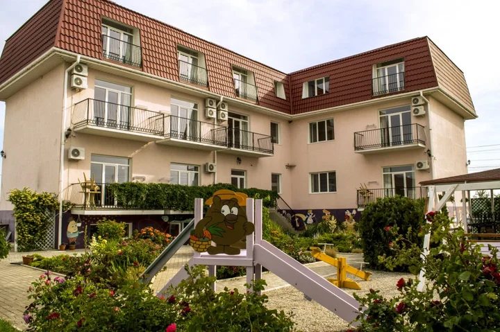 Штормовое: Strana Chudes Guest House