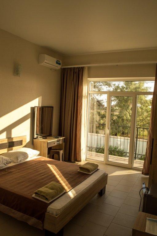 Штормовое: Strana Chudes Guest House
