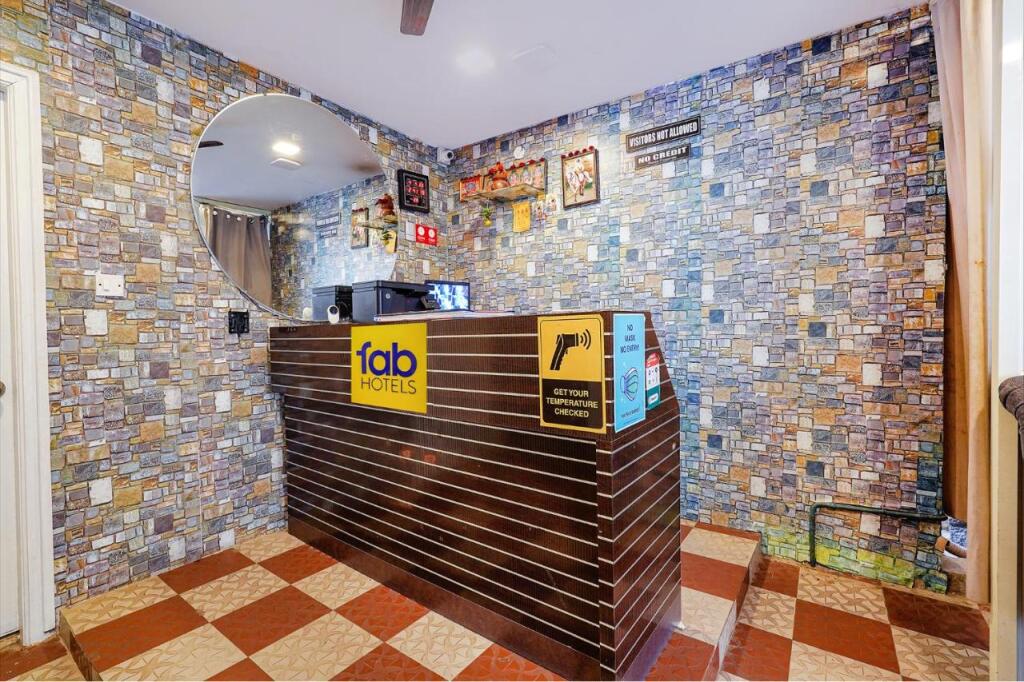 Бангалор: Fabexpress Kings Suites
