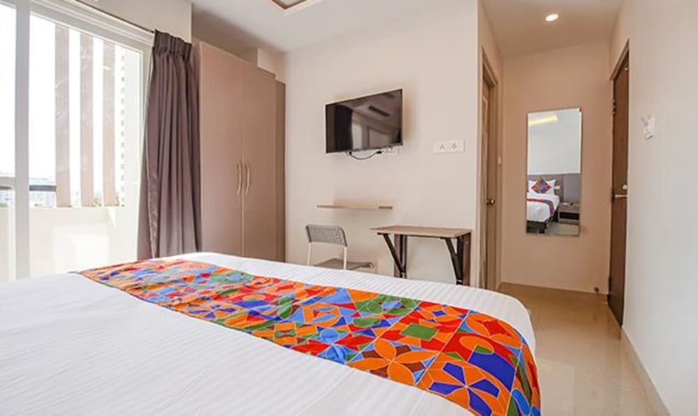 Бангалор: Fabhotel Aiyyangaar Inn