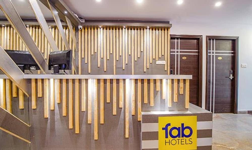 Бангалор: Fabhotel Aiyyangaar Inn